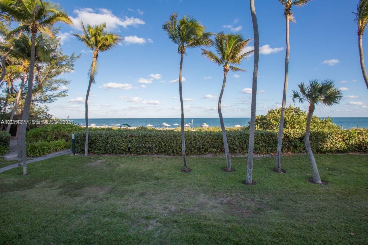 201 Crandon Blvd , Unit 431, Key Biscayne, FL 33149 Photo