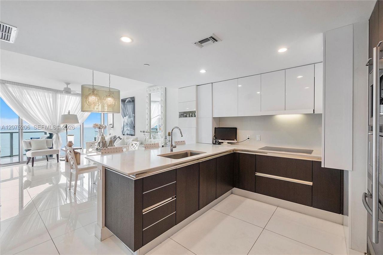 17001 Collins Ave , Unit 1703, Sunny Isles Beach, FL 33160 Photo