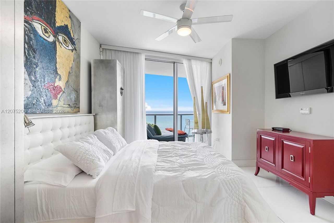 17001 Collins Ave , Unit 1703, Sunny Isles Beach, FL 33160 Photo