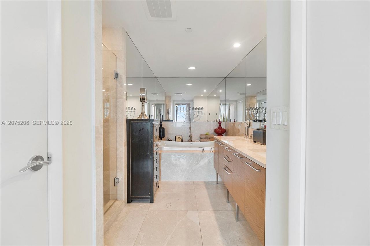 17001 Collins Ave , Unit 1703, Sunny Isles Beach, FL 33160 Photo