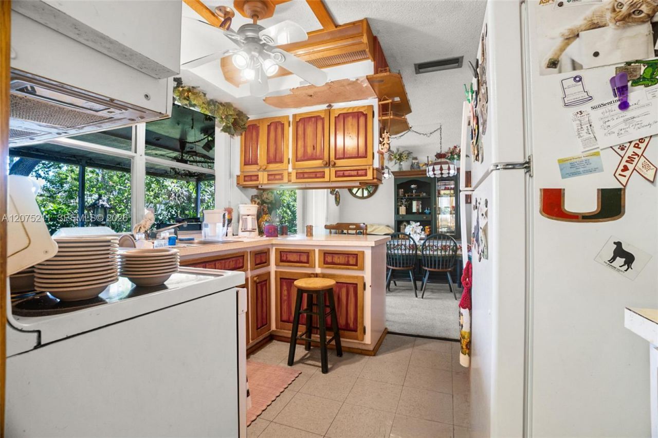 7509 Garfield St , Hollywood, FL 33024 Photo