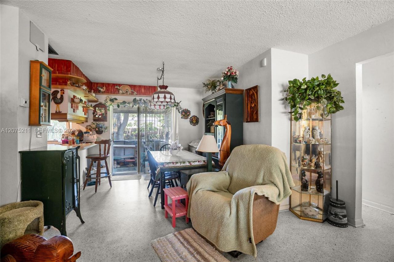 7509 Garfield St , Hollywood, FL 33024 Photo