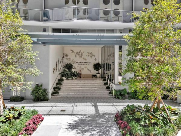 77 SE 5th, Unit 2115, Miami, FL 33131