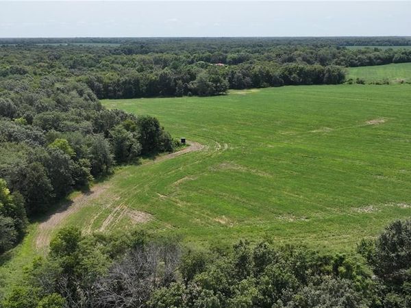 171 Highway Jj , New Florence, MO 63363