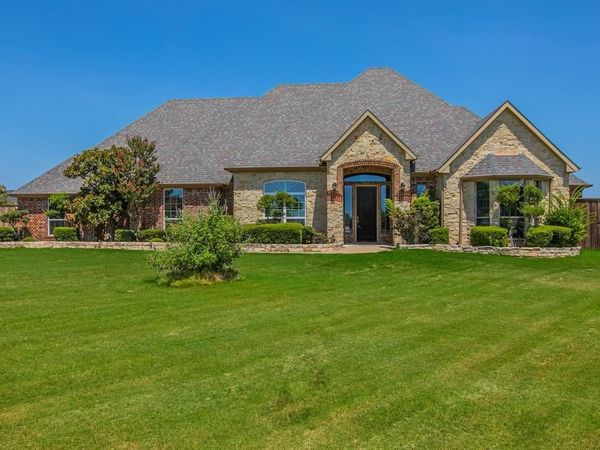 3133 Belmont Lane, Terrell, TX 75160