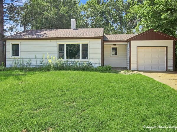 513 Rand Road, McHenry, IL 60051