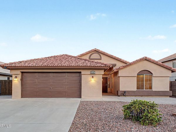 8755 W MELINDA Lane, Peoria, AZ 85382