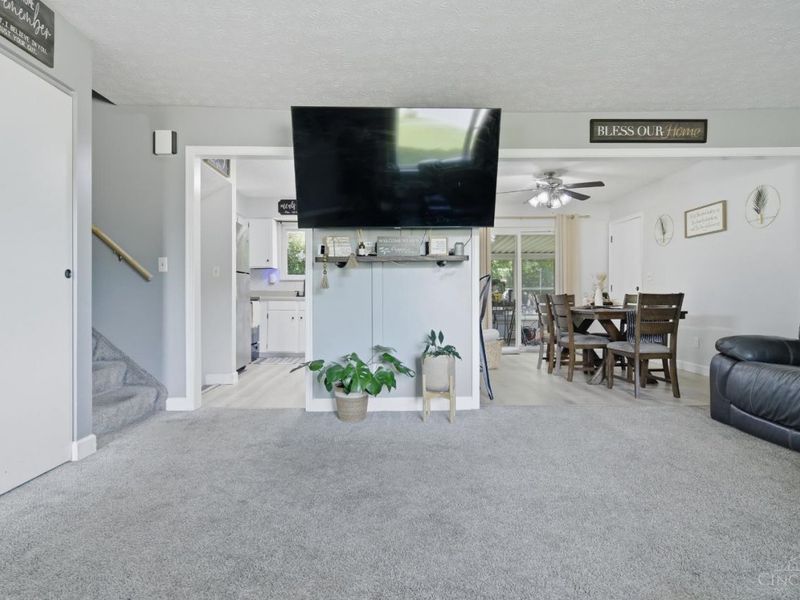 5771 Lake Circle Drive, Fairfield, OH 45014 Photo 4