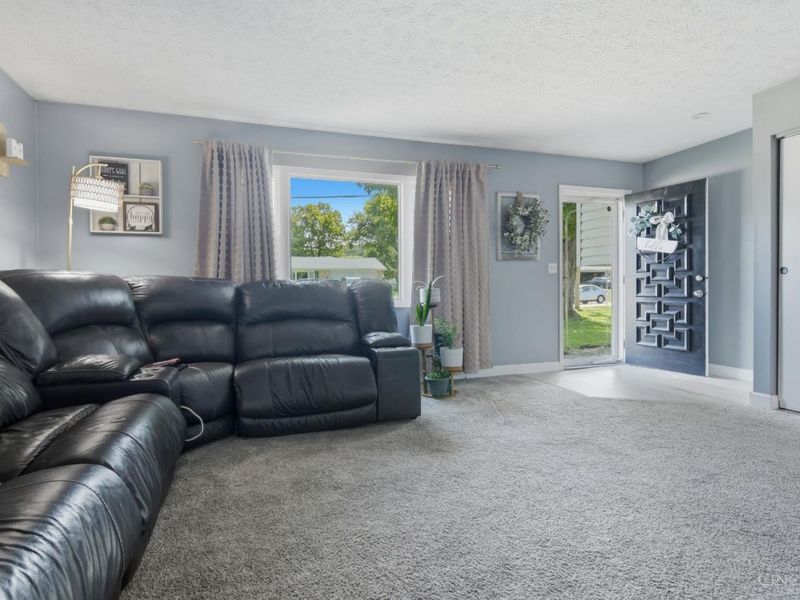 5771 Lake Circle Drive, Fairfield, OH 45014 Photo 5