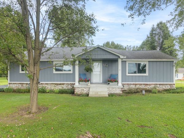 5761 S State Road 9 , Fountaintown, IN 46130