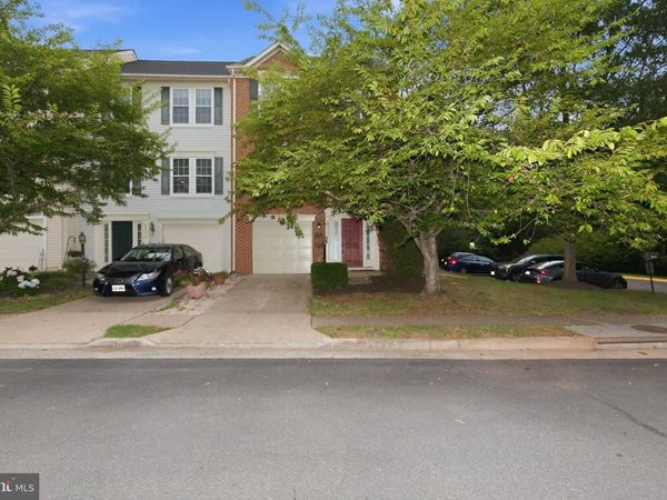 20411 DONCASTER, STERLING, VA 20165