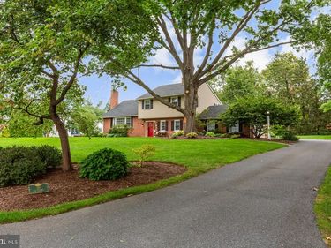 1542 HIEMENZ ROAD, LANCASTER, PA 17601