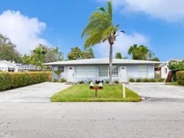 1031 SW 3rd St , Unit 1031, Hallandale Beach, FL 33009