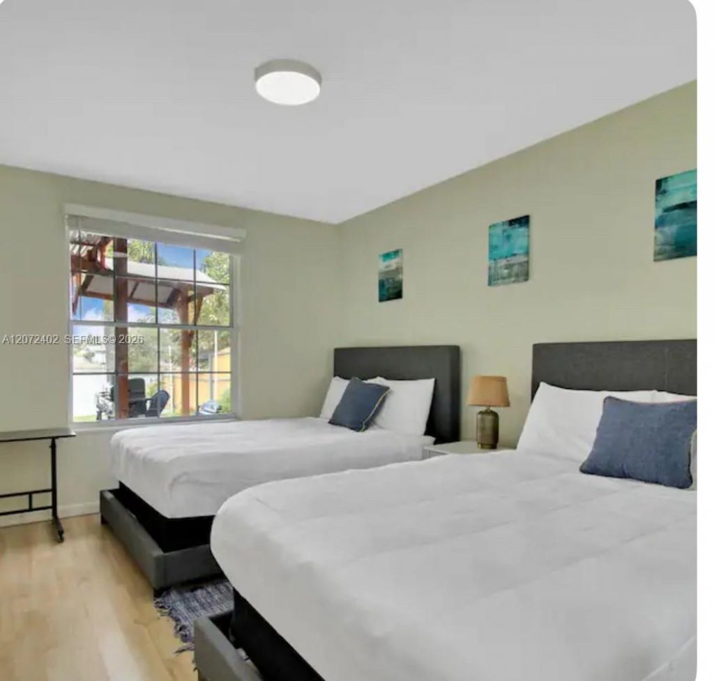 1031 SW 3rd St , Unit 1031, Hallandale Beach, FL 33009 Photo