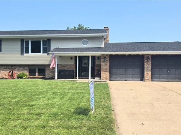 761 Klein Drive, Smithton, IL 62285