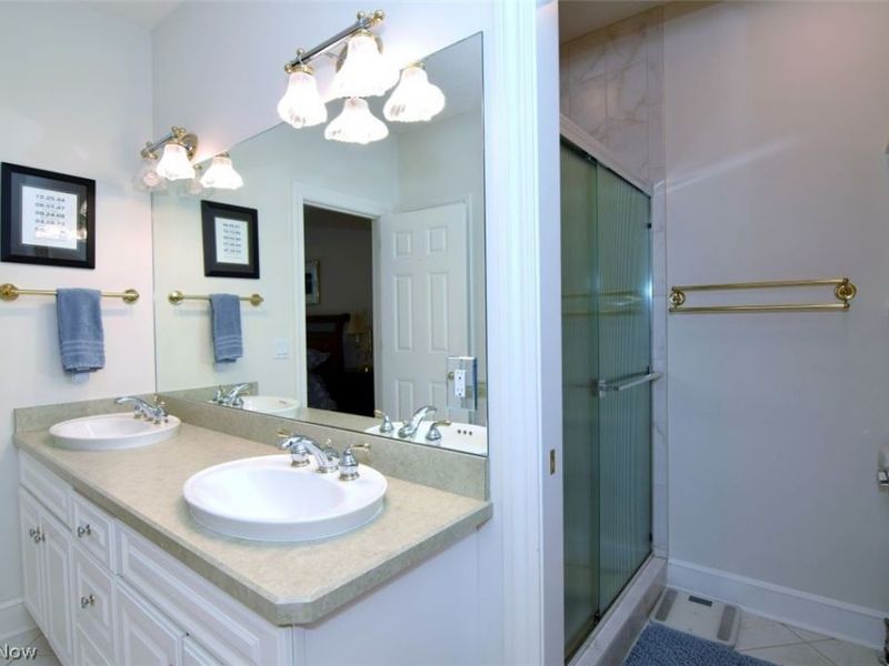 8205 Knolls Way, Chagrin Falls, OH 44023 Photo 19