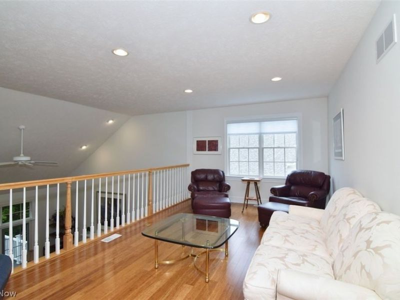 8205 Knolls Way, Chagrin Falls, OH 44023 Photo 22