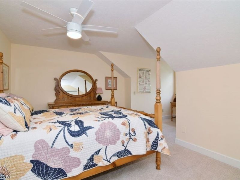 8205 Knolls Way, Chagrin Falls, OH 44023 Photo 24