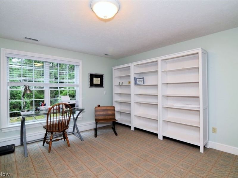 8205 Knolls Way, Chagrin Falls, OH 44023 Photo 30