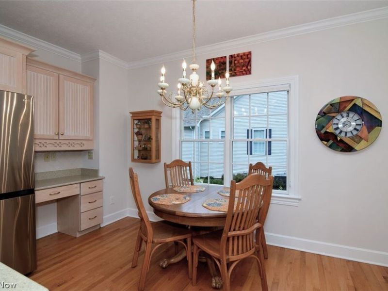 8205 Knolls Way, Chagrin Falls, OH 44023 Photo 9