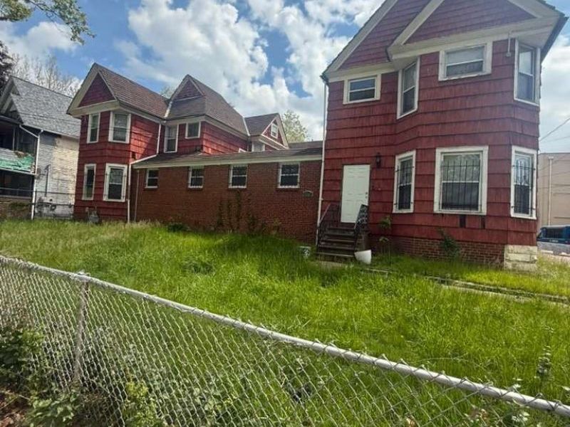 1261 E 71st Street E, Cleveland, OH 44103 Photo 3