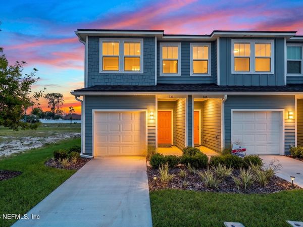 7657 COMMANDER Lane, Jacksonville, FL 32256