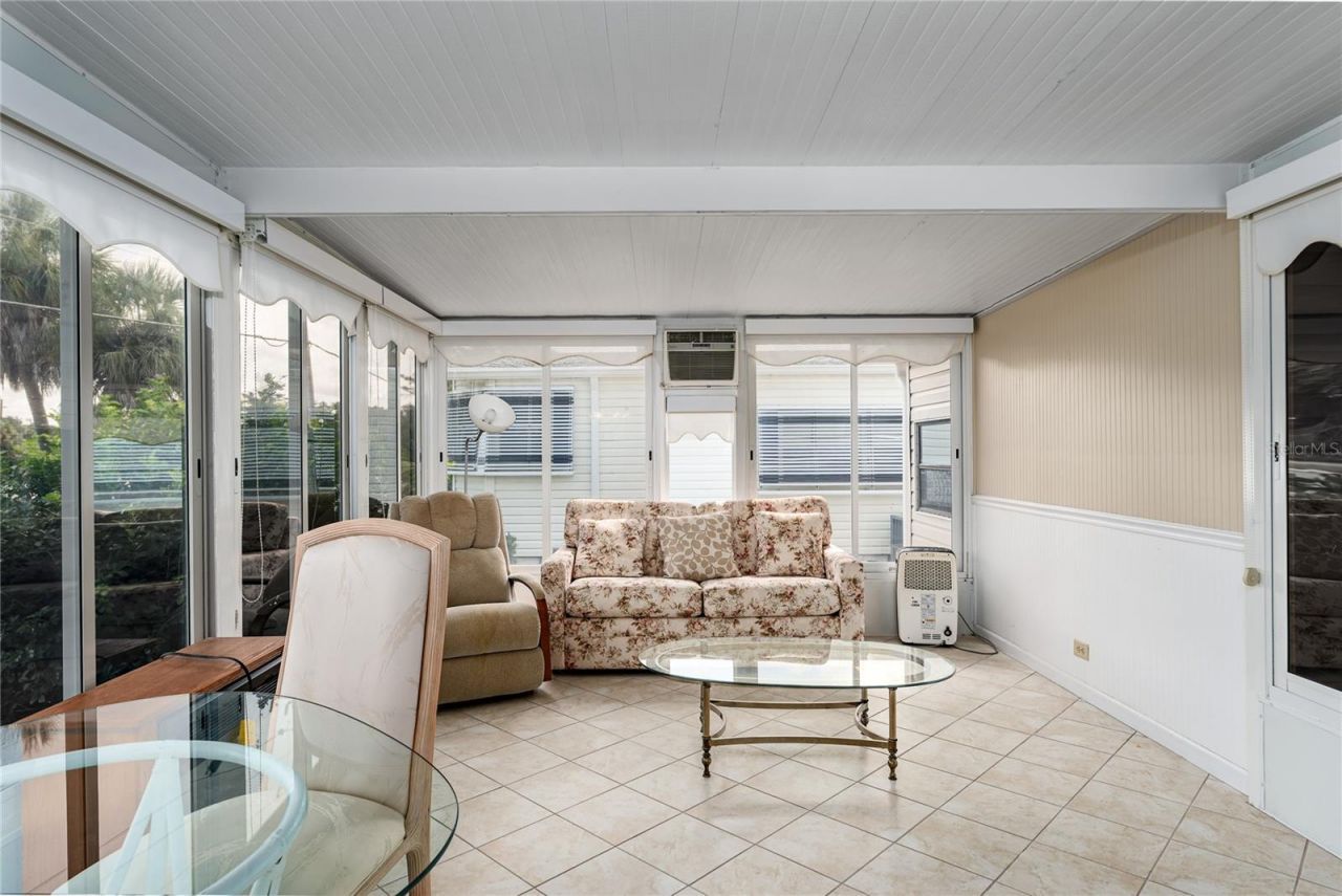 8530 Countess Avenue Circle , Palmetto, FL 34221 Photo