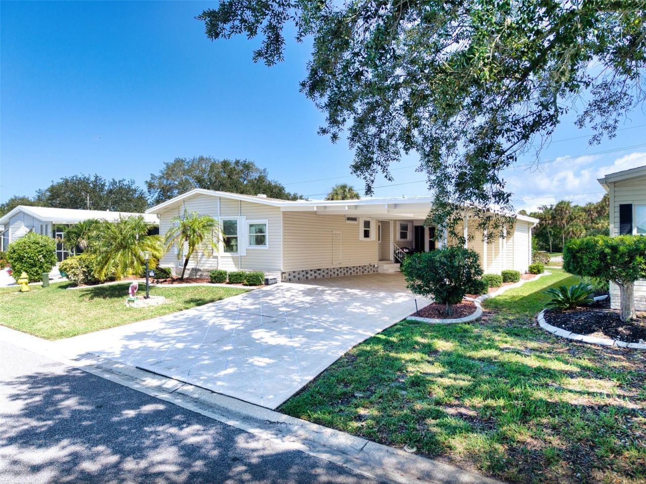 8530 Countess Avenue Circle , Palmetto, FL 34221 Photo