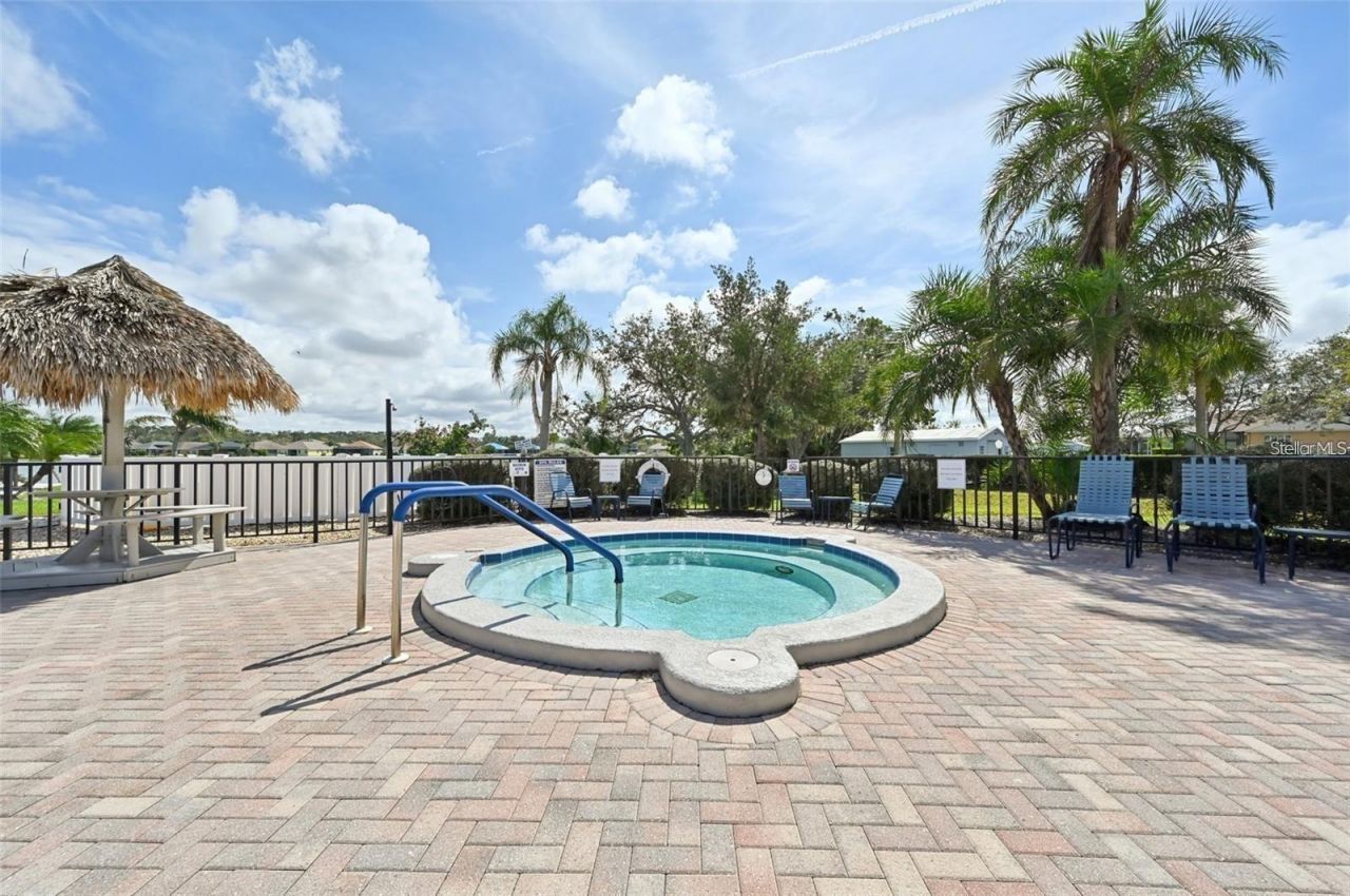 8530 Countess Avenue Circle , Palmetto, FL 34221 Photo