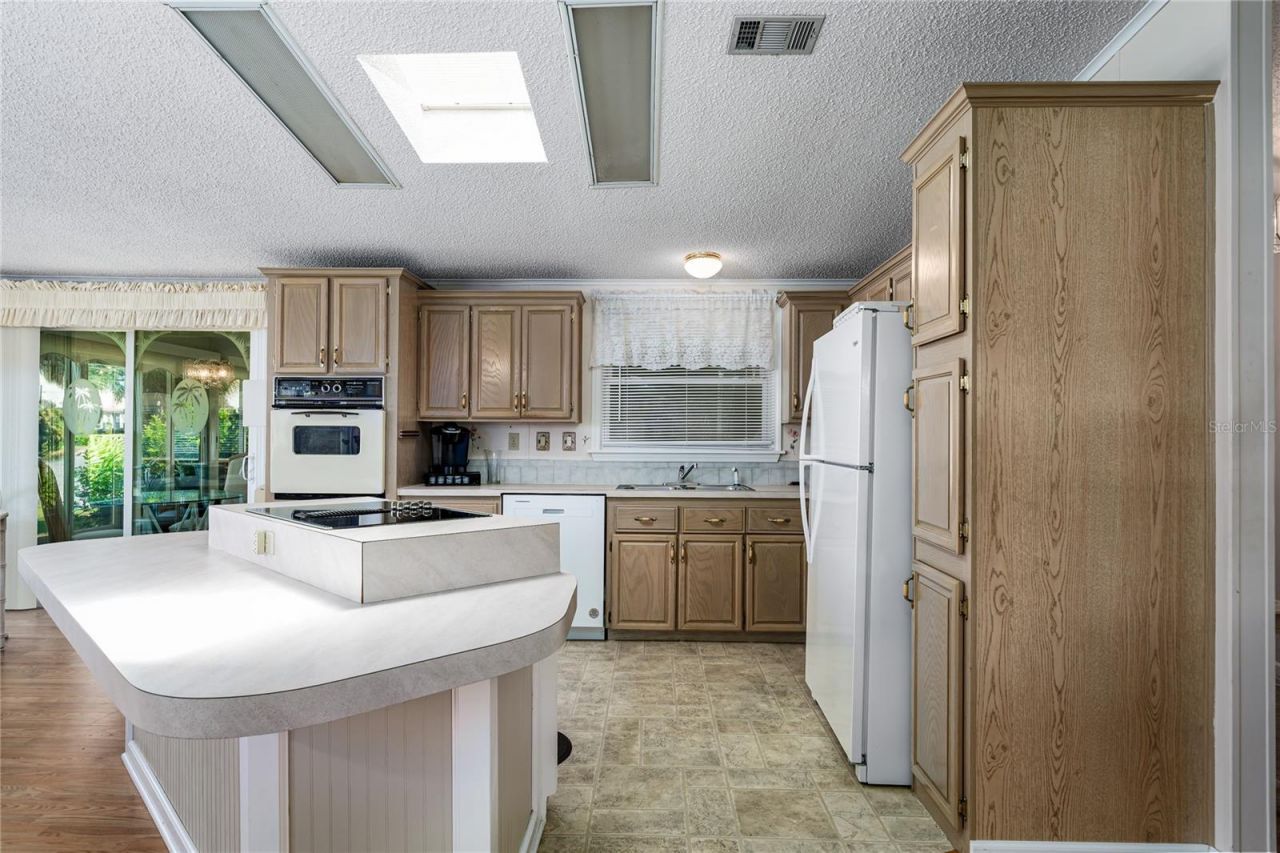 8530 Countess Avenue Circle , Palmetto, FL 34221 Photo