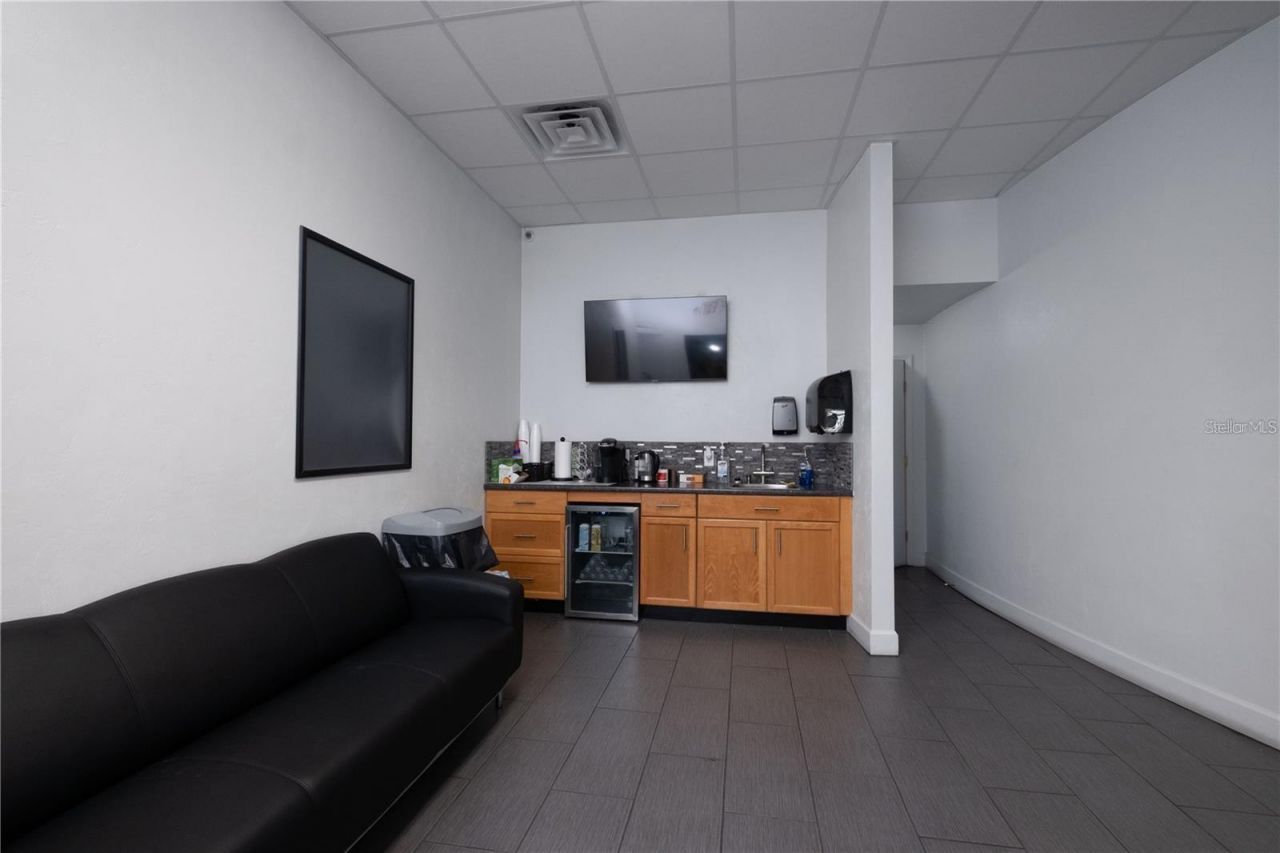 1725 N Main Street , Gainesville, FL 32609 Photo