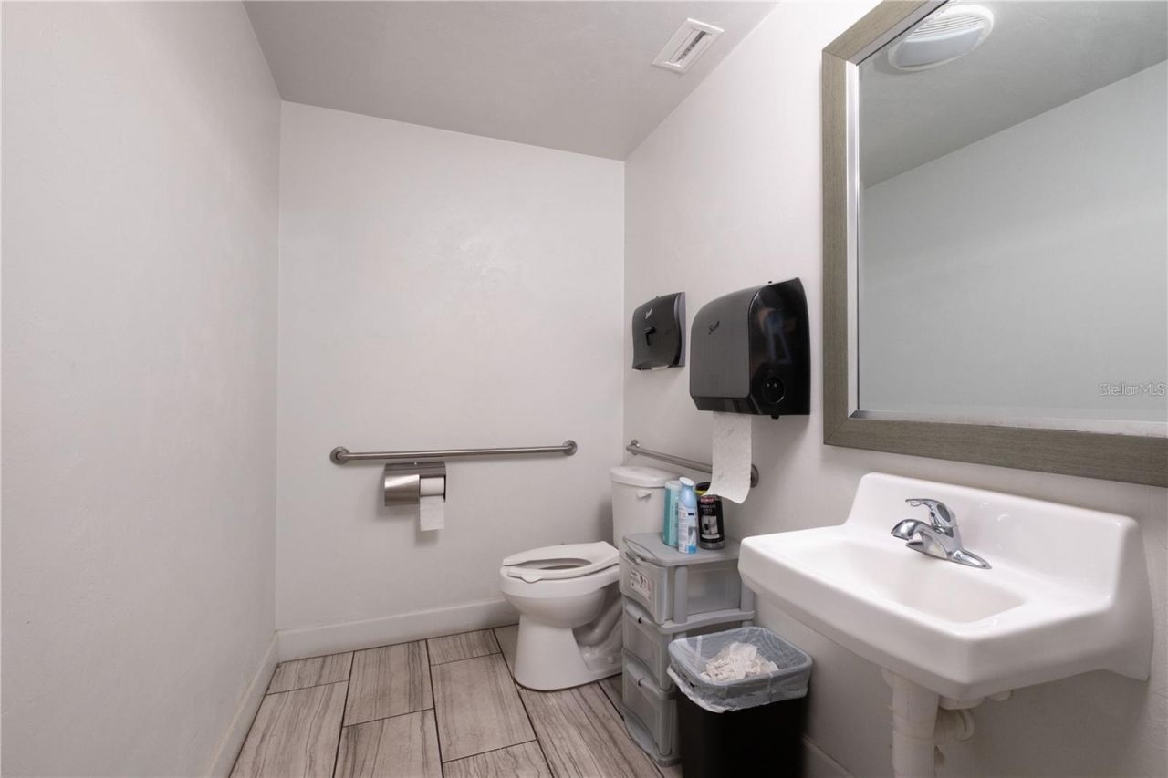 1725 N Main Street , Gainesville, FL 32609 Photo