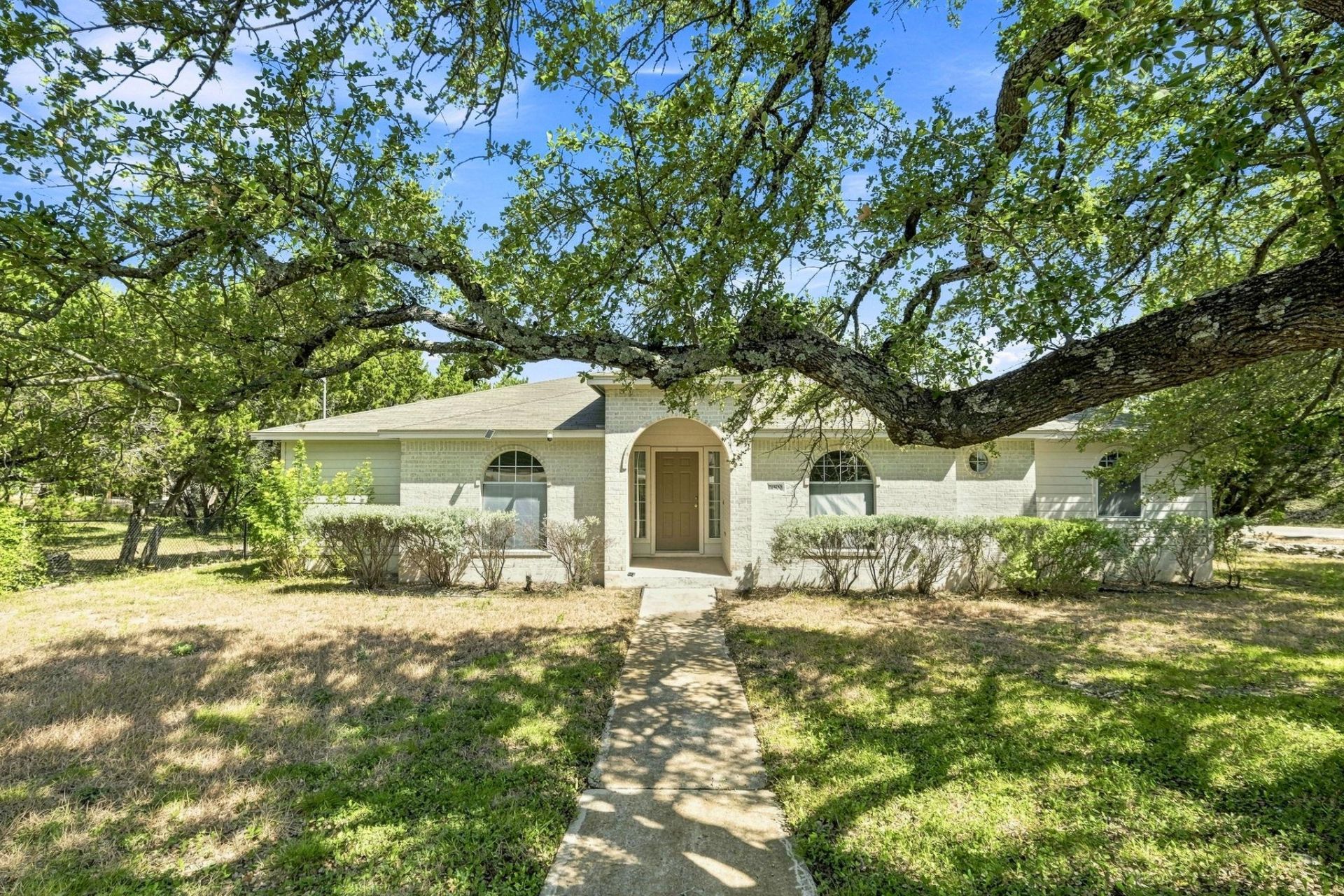 21500 Sierra Trl, Lago Vista, TX 78645 Main Photo