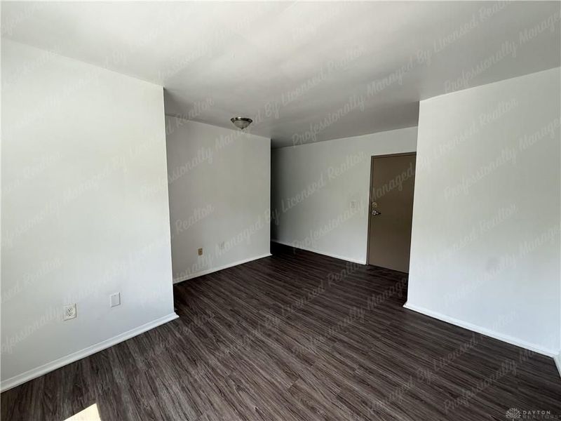946 Burton Avenue, Unit 10, Cincinnati, OH 45229 Photo 5