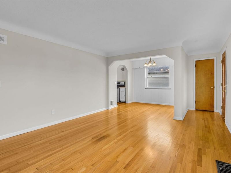 4410 Race Rd, Green Township, OH 45211 Photo 11