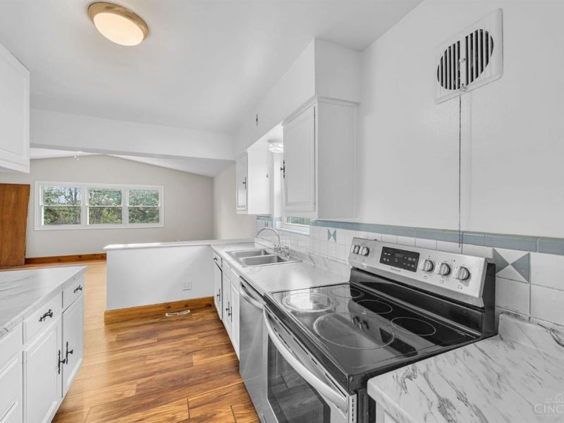 4410 Race Rd, Green Township, OH 45211 Photo 14