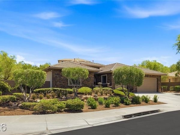 8 Pine Hollow Drive, Henderson, NV 89052