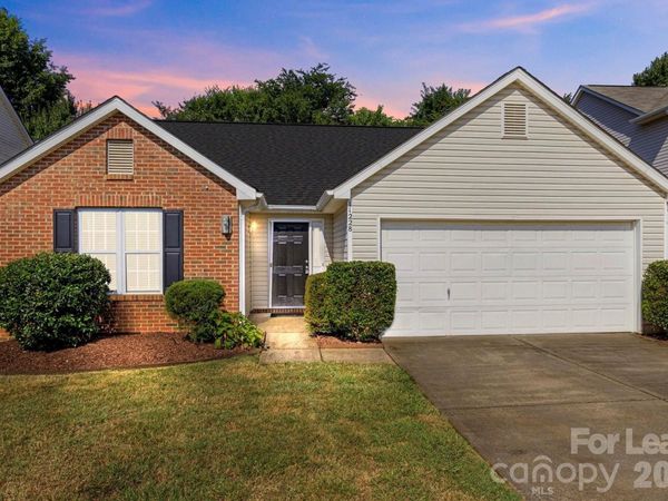 11228 Dickie Ross Road , Charlotte, NC 28277