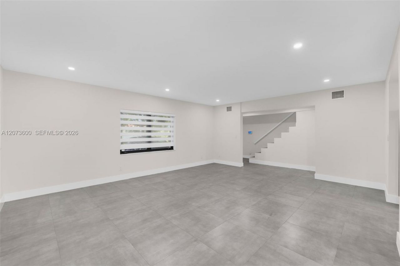 345 Sarto Ave , Unit 1, Coral Gables, FL 33134 Photo