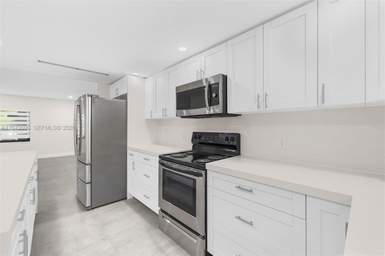 345 Sarto Ave , Unit 1, Coral Gables, FL 33134 Photo