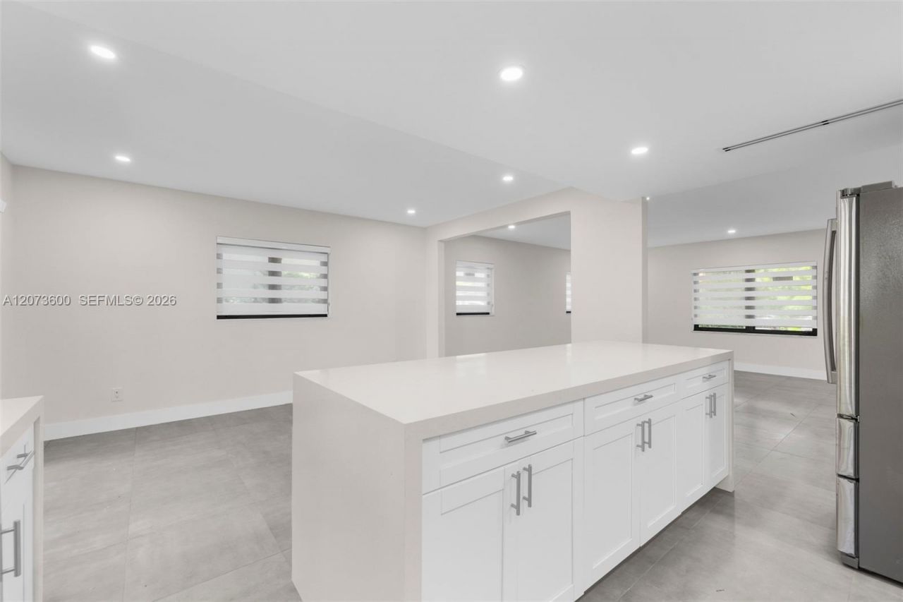 345 Sarto Ave , Unit 1, Coral Gables, FL 33134 Photo