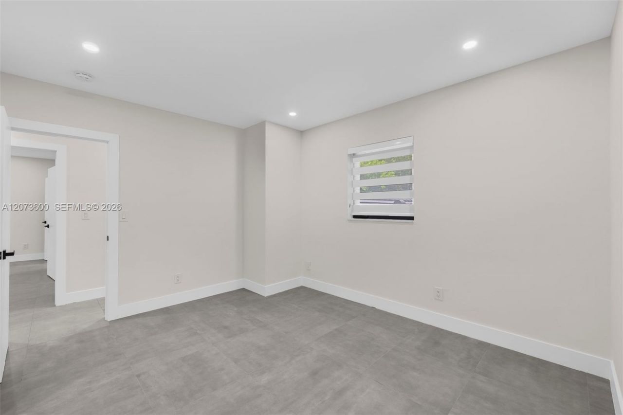 345 Sarto Ave , Unit 1, Coral Gables, FL 33134 Photo