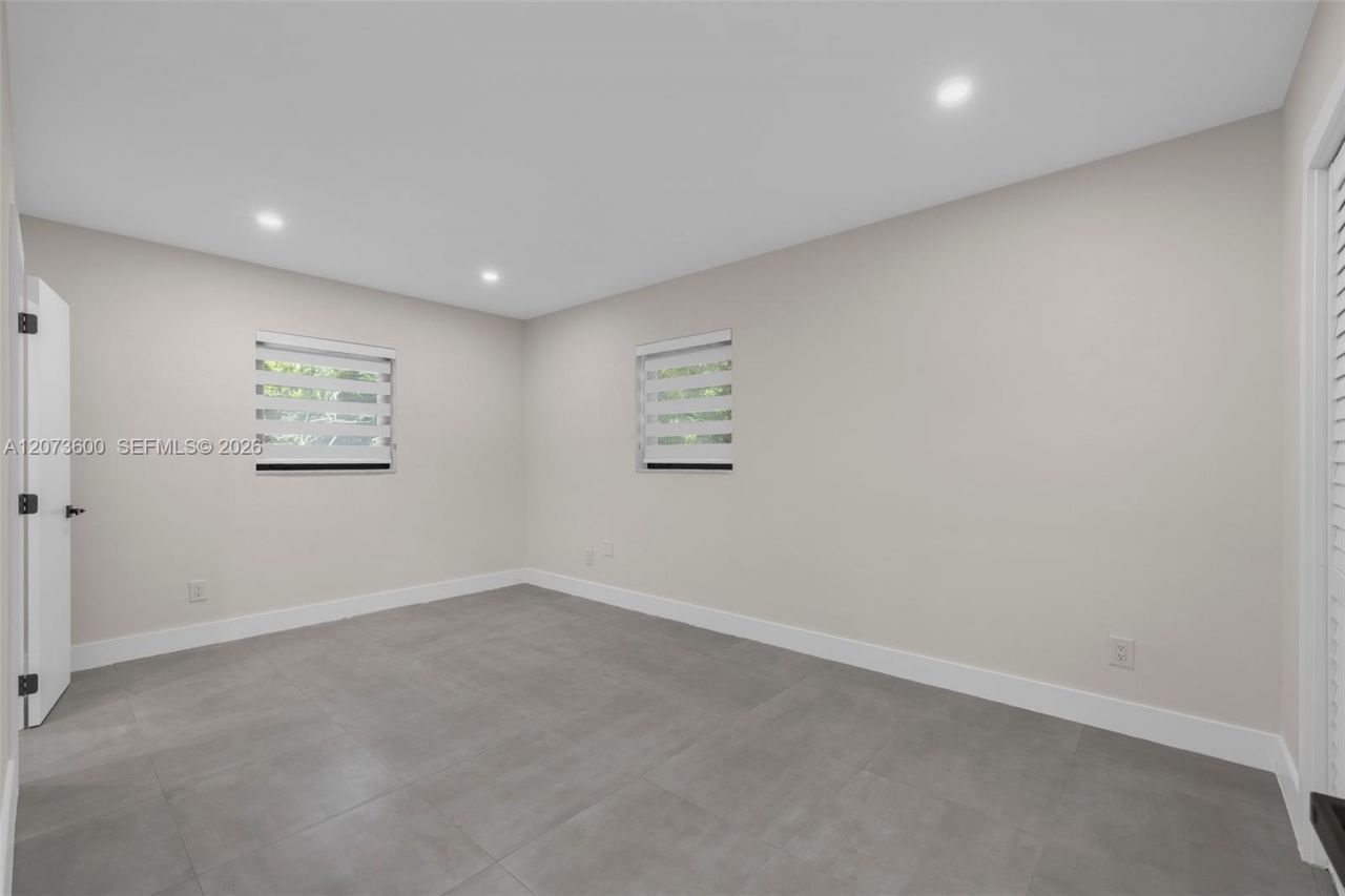 345 Sarto Ave , Unit 1, Coral Gables, FL 33134 Photo