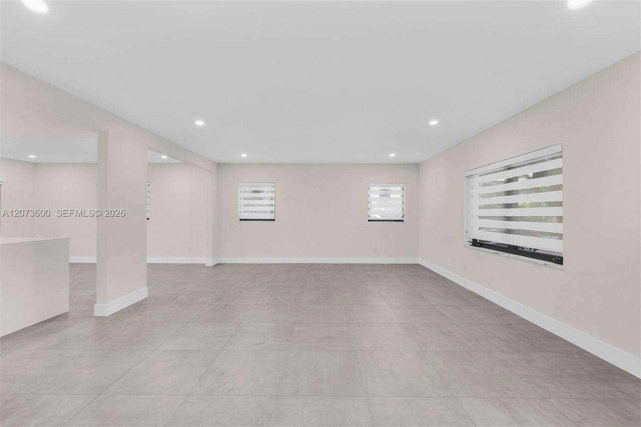 345 Sarto Ave , Unit 1, Coral Gables, FL 33134 Photo