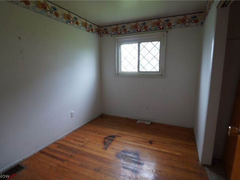 19 Hillcrest Drive, Martins Ferry, OH 43935 Photo 12
