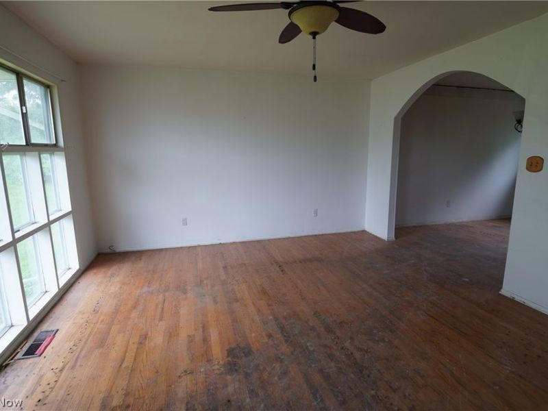 19 Hillcrest Drive, Martins Ferry, OH 43935 Photo 18