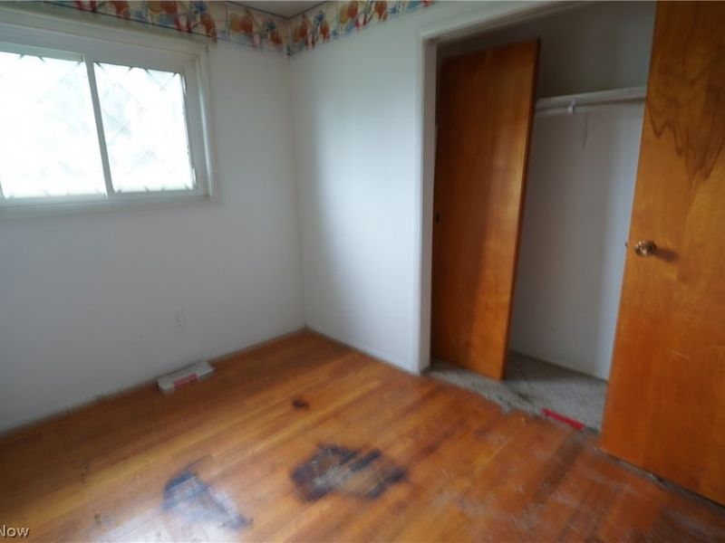 19 Hillcrest Drive, Martins Ferry, OH 43935 Photo 7