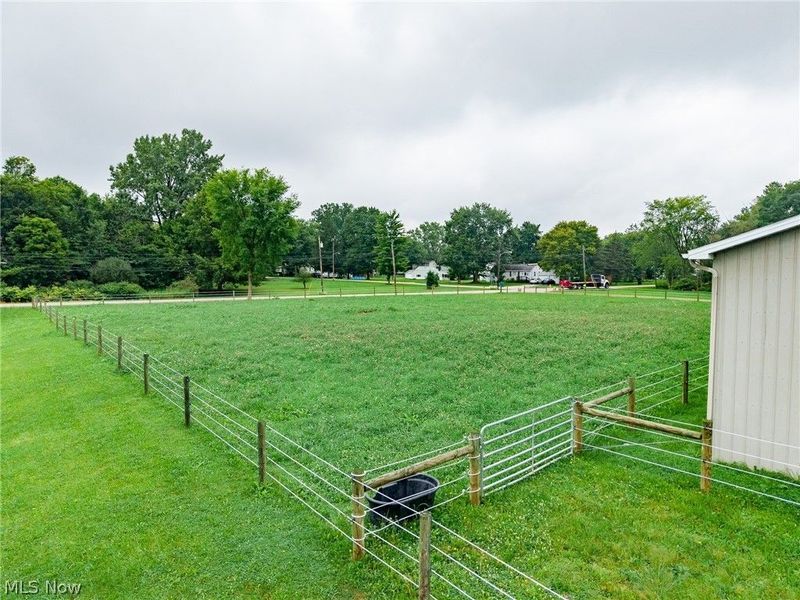 357 State Road, Warren, OH 44483 Photo 5