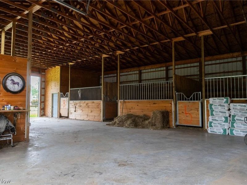 357 State Road, Warren, OH 44483 Photo 6