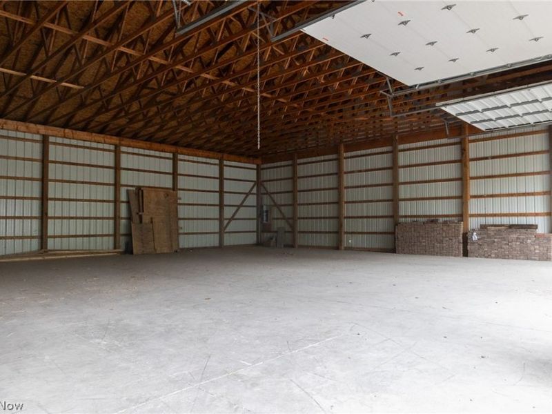 357 State Road, Warren, OH 44483 Photo 9